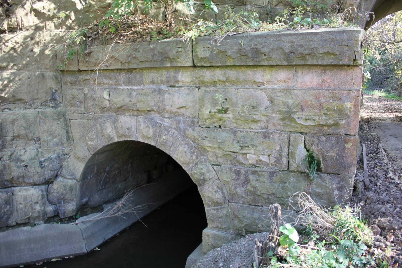 West face of north arch